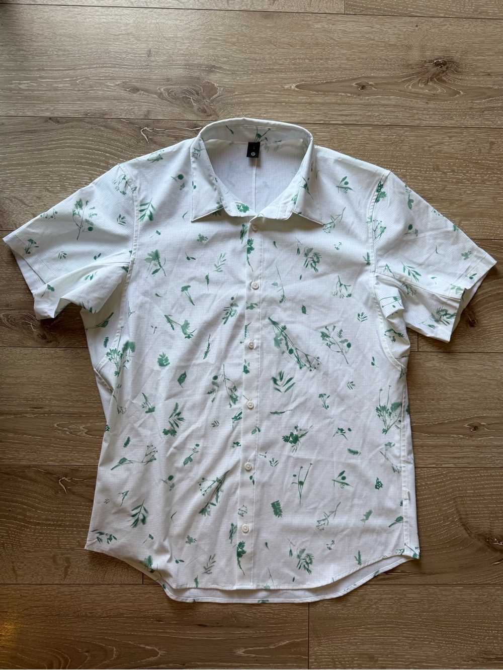 Men's Lululemon Short-Sleeve White Floral Button-Up